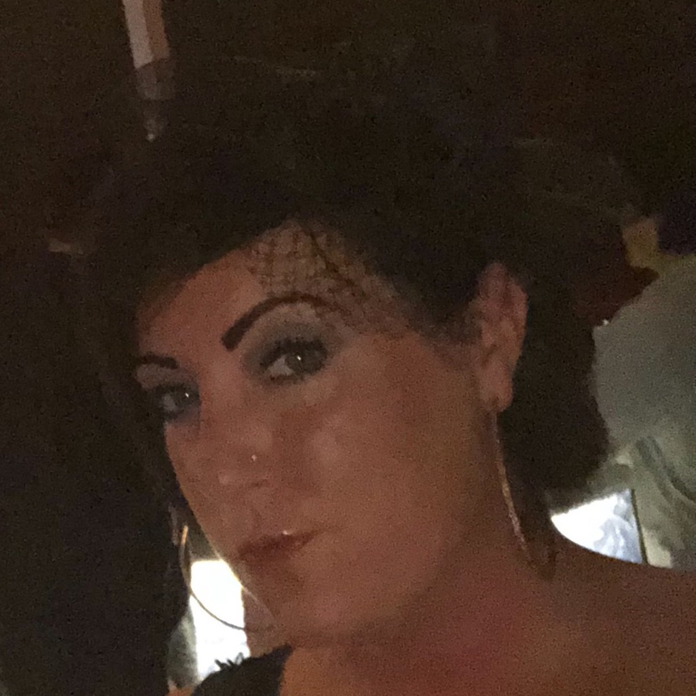 Meet your Posher, Catherine